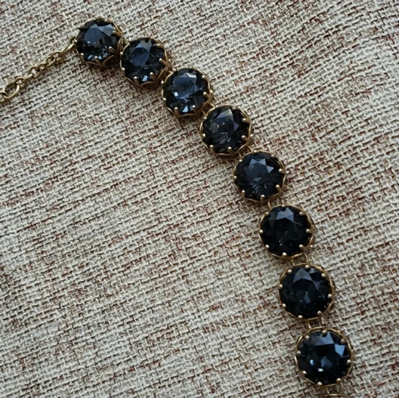J.Crew Charcoal Grey Large Crystal Crown Setting Necklace - Picture 5 of 7
